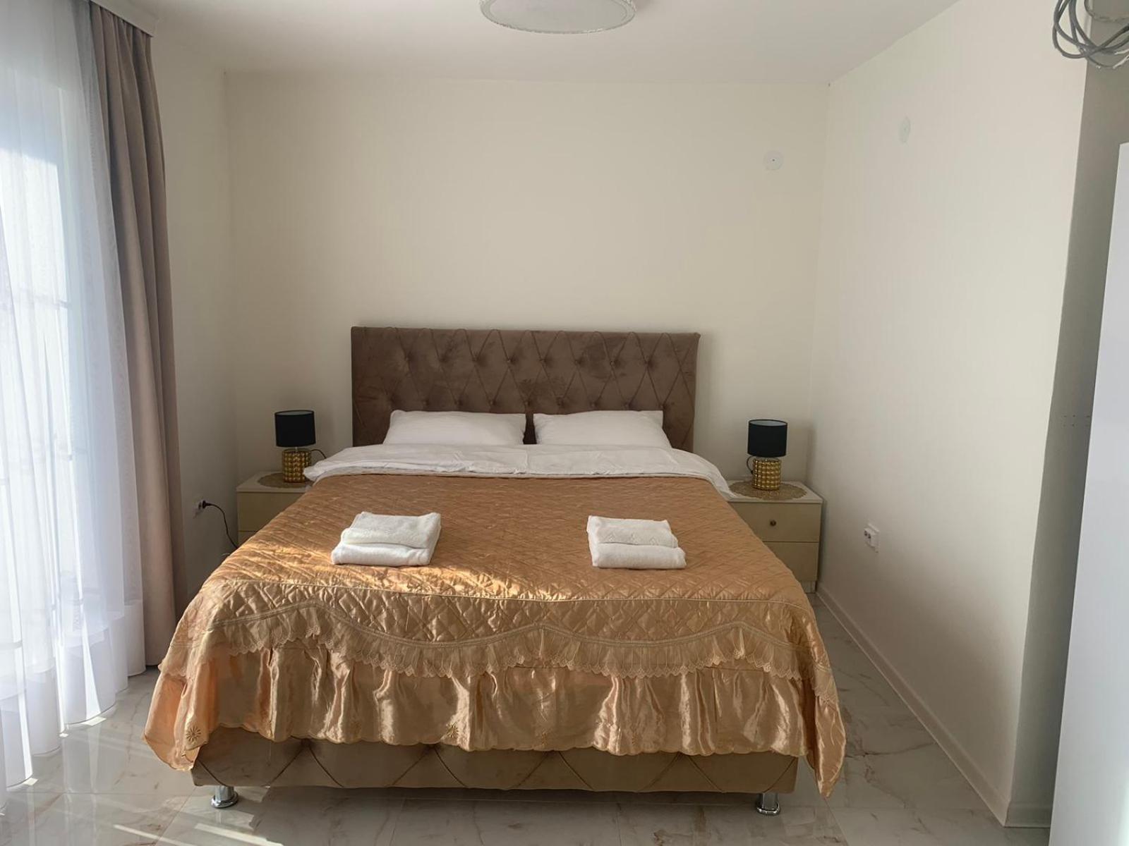 Dina Lux Apartman Jagodina Exterior photo