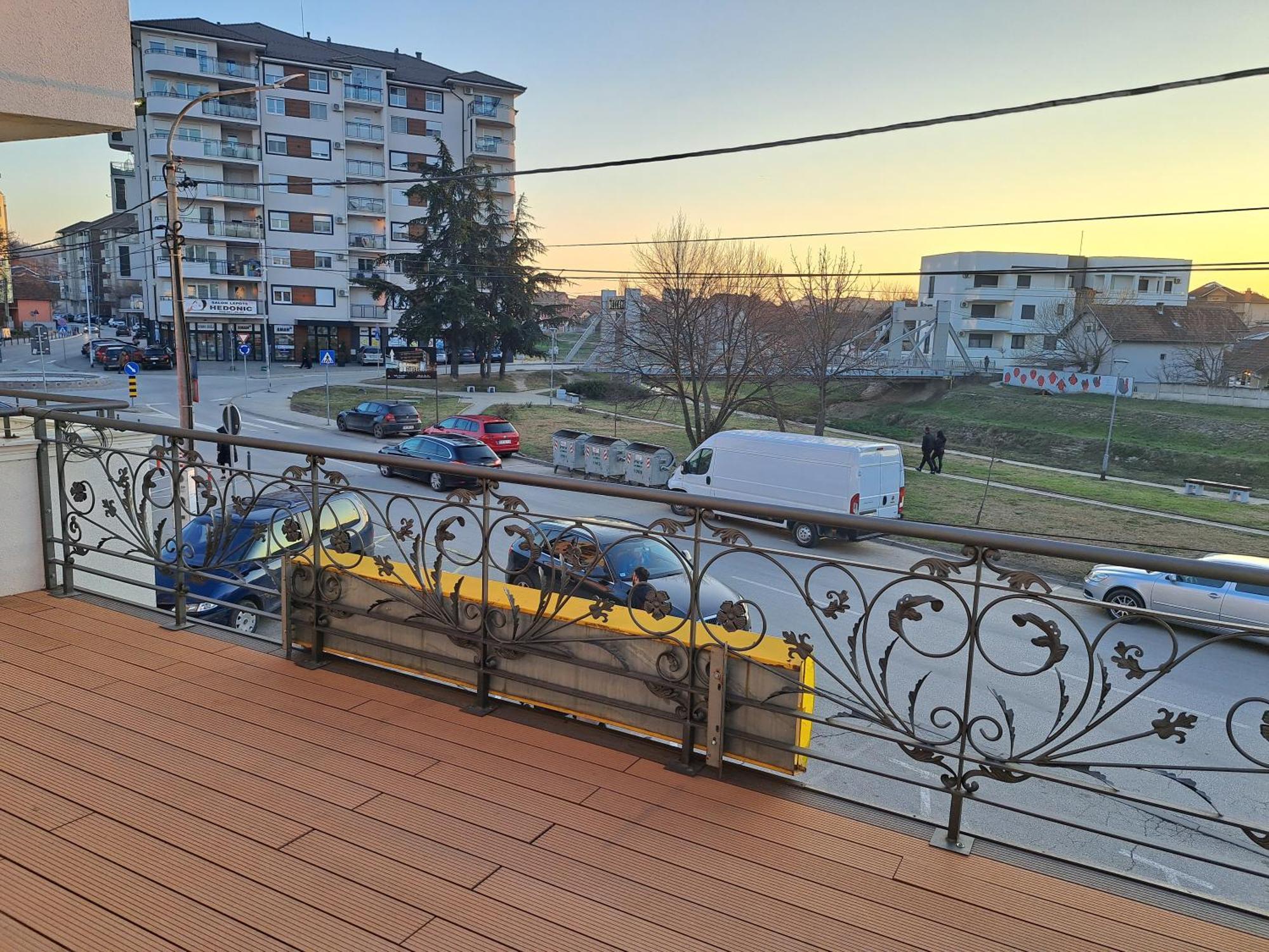 Dina Lux Apartman Jagodina Exterior photo