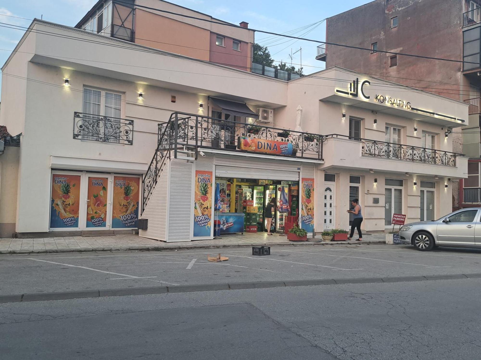 Dina Lux Apartman Jagodina Exterior photo
